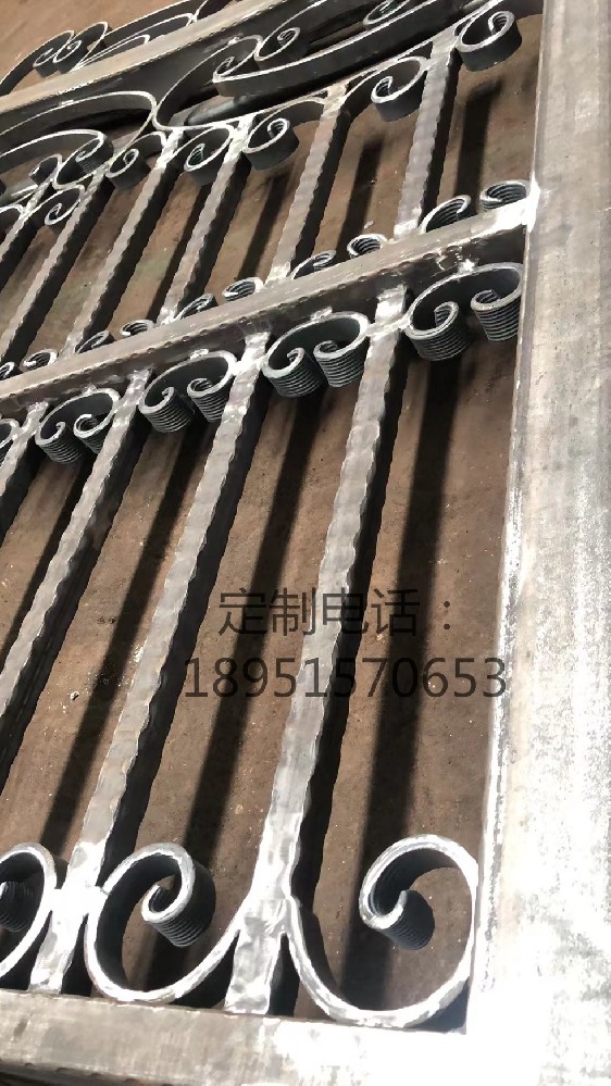 铁艺大门加工